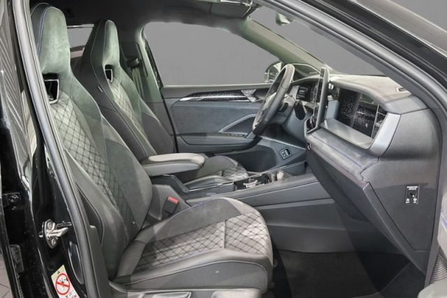Volkswagen Tayron 1.5 TSI eHybrid DSG R-Line - foto 3 di 5