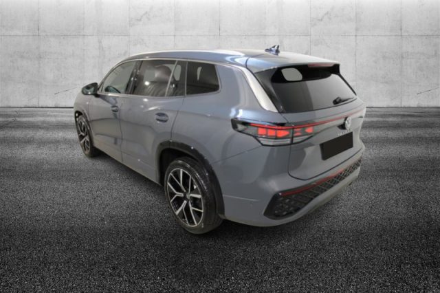 Volkswagen Tayron 2.0 TDI SCR 193 CV 4Motion DSG R-Line - foto 2 di 8