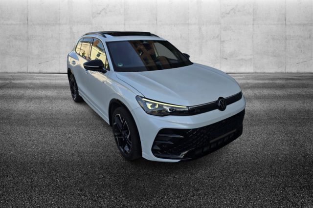 Volkswagen Tiguan 1.5 eTSI 150 CV ACT DSG R-Line usato a PIEVE DI CENTO