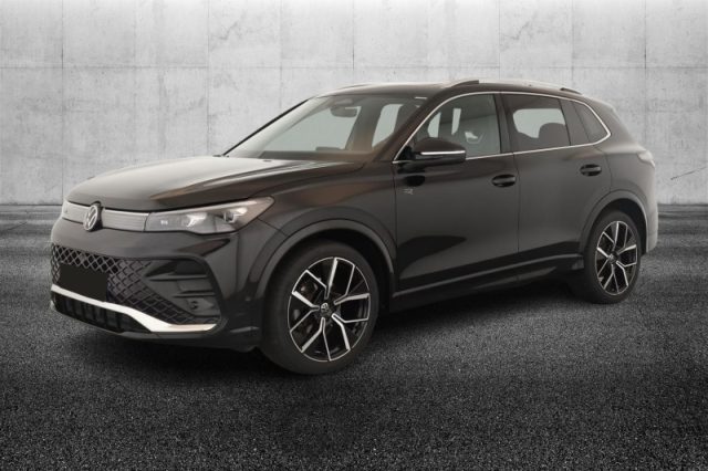 Volkswagen Tiguan 1.5 eTSI 150 CV ACT DSG R-Line usato a PIEVE DI CENTO