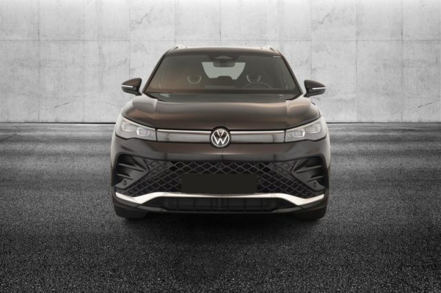 Volkswagen Tiguan 1.5 eTSI 150 CV ACT DSG R-Line - foto 2 di 4