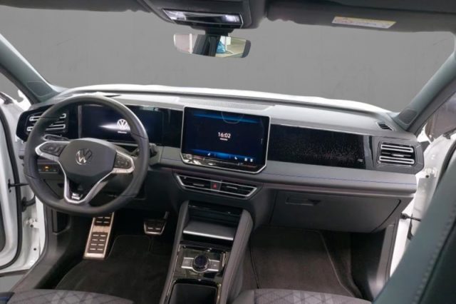 Volkswagen Tiguan 1.5 eTSI 150 CV ACT DSG R-Line - foto 4 di 4
