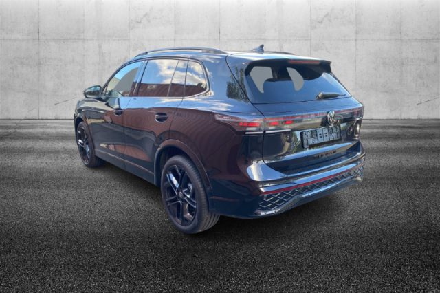 Volkswagen Tiguan 1.5 eTSI 150 CV ACT DSG R-Line - foto 4 di 4