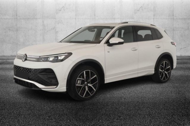 Volkswagen Tiguan 2.0 TDI 193 CV DSG 4MOTION R-Line usato a PIEVE DI CENTO
