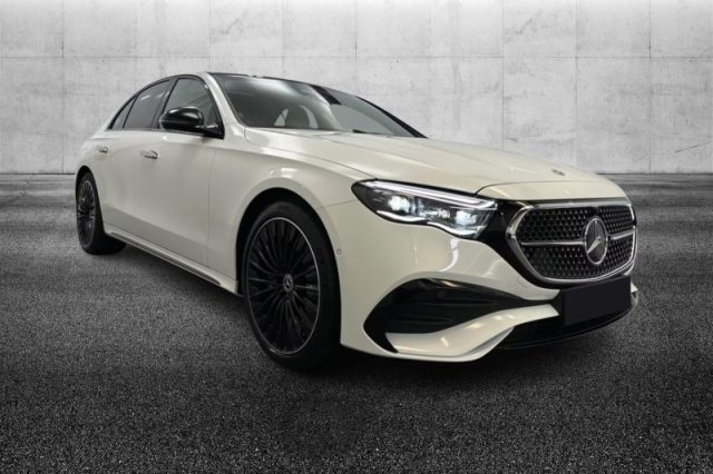 Mercedes-Benz E 400 e hybrid EQ 4Matic AMG Line Advanced Plus - foto 2 di 4
