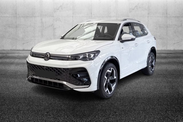 Volkswagen Tiguan 2.0 TDI 193 CV DSG 4MOTION R-Line usato a PIEVE DI CENTO