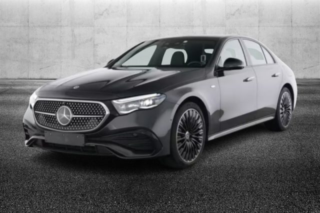 Mercedes-Benz E 400 e hybrid EQ 4Matic AMG Line Advanced Plus semestrale a PIEVE DI CENTO