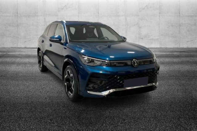 Volkswagen Tiguan 2.0 TDI 150 CV DSG R-Line - foto 2 di 8
