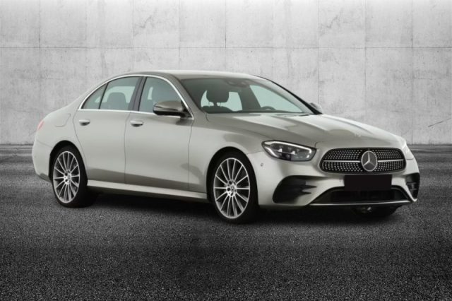 Mercedes-Benz E 220 d Auto Premium - foto 2 di 4
