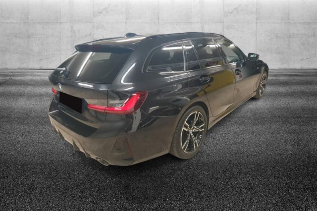 BMW 320 d 48V xDrive Touring Msport - foto 4 di 4