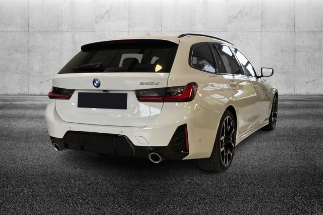BMW 320 d 48V Touring Msport - foto 2 di 4
