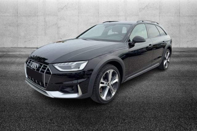 Audi A4 allroad 50 TDI tiptronic, del 2022, 69.999 km, in vendita a Pieve Di Cento (BO)