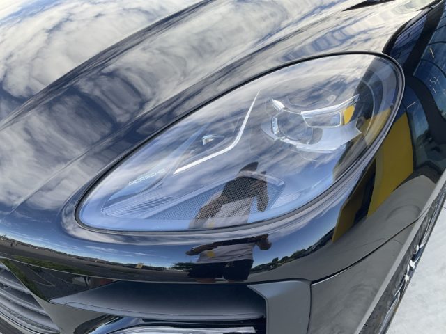 Porsche Macan 2 - foto 4 di 4