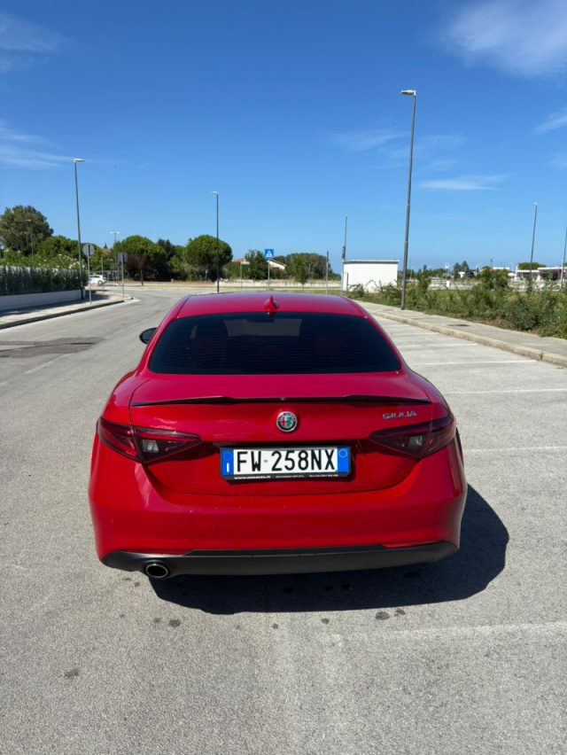 Alfa Romeo Giulia 2.2 Turbodiesel 160 CV Super - foto 2 di 8