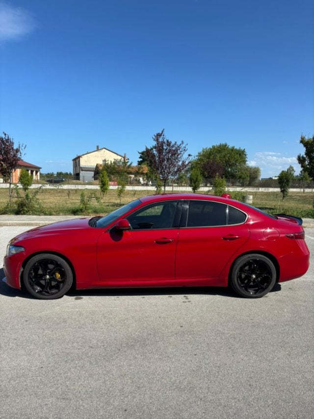 Alfa Romeo Giulia 2.2 Turbodiesel 160 CV Super - foto 4 di 8