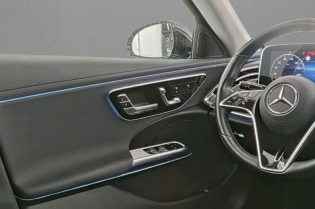 Mercedes-Benz E 220 d Mild hybrid 4Matic Advanced - foto 4 di 4