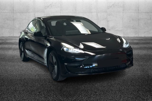 Tesla Model 3 Long Range RWD, del 2023, 12.500 km, in vendita a Pieve Di Cento (BO)