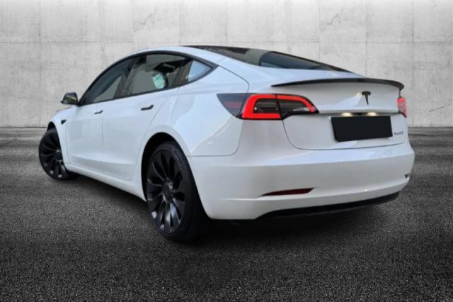 Tesla Model 3 Long Range AWD Performance - foto 4 di 8