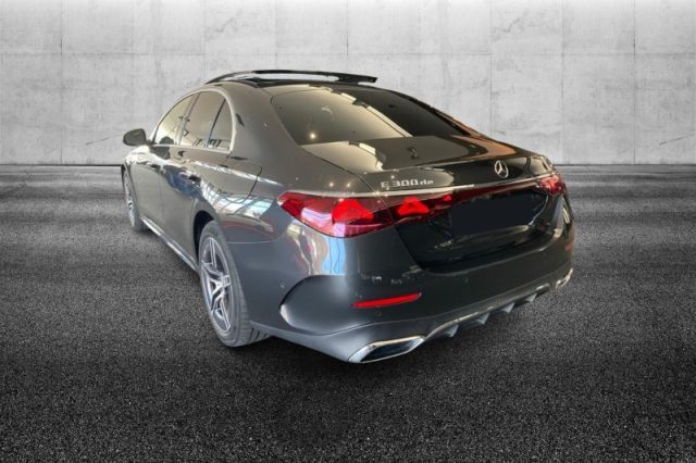 Mercedes-Benz E 300 de hybrid EQ AMG Line Advanced Plus - foto 2 di 4
