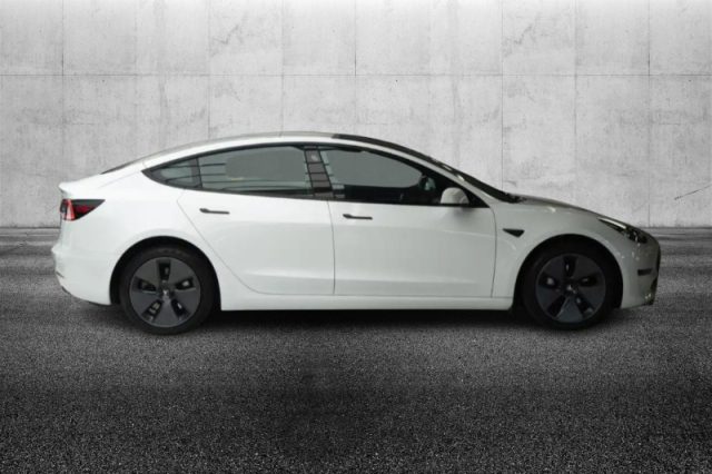 Tesla Model 3 Long Range Dual Motor AWD - foto 2 di 7