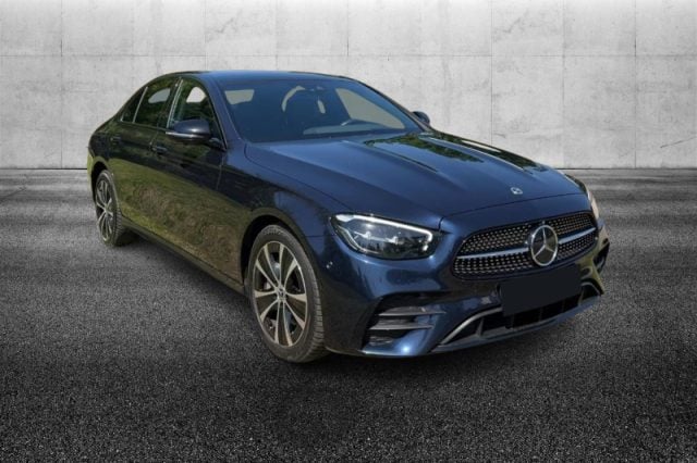 Mercedes-Benz E 300 de Auto Plug in hybrid Premium - foto 2 di 4