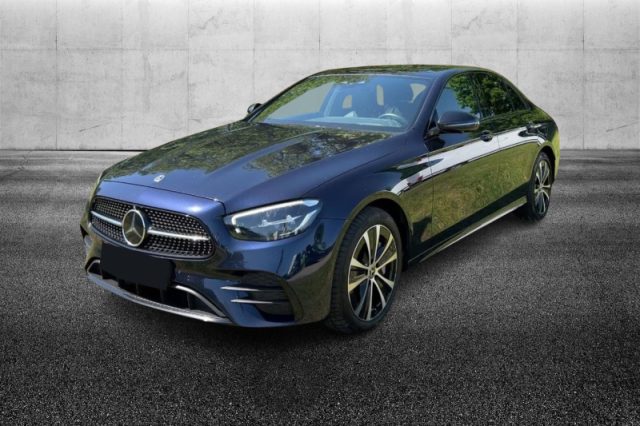 Mercedes-Benz E 300 de Auto Plug in hybrid Premium usato a PIEVE DI CENTO