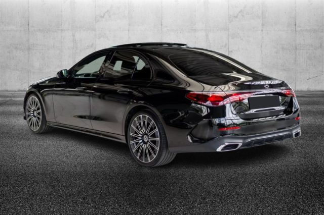Mercedes-Benz E 220 d Mild hybrid AMG Line Advanced - foto 3 di 4