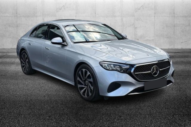 Mercedes-Benz E 220 d Mild hybrid 4Matic Advanced usato a PIEVE DI CENTO