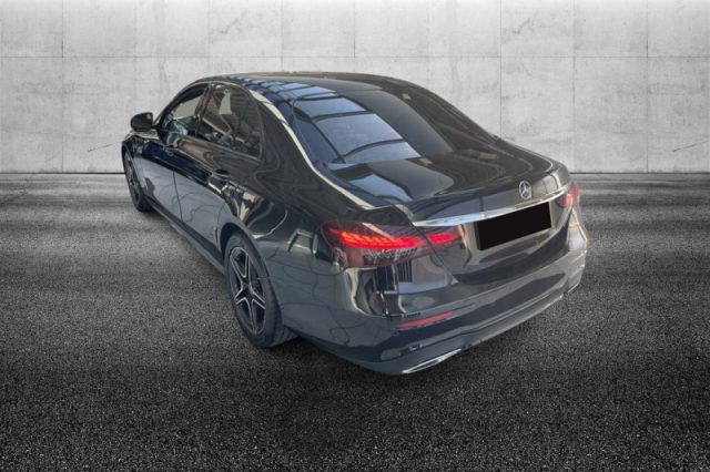 Mercedes-Benz E 200 d Auto Premium - foto 3 di 4