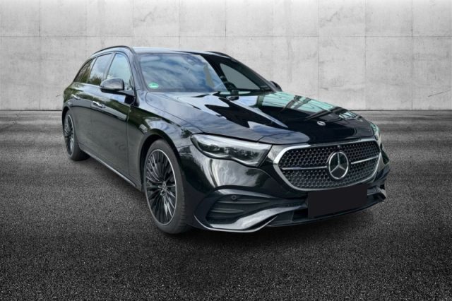 Mercedes-Benz E 450 d Mild hybrid 4Matic S.W. AMG Line Advanced Plus - foto 2 di 4