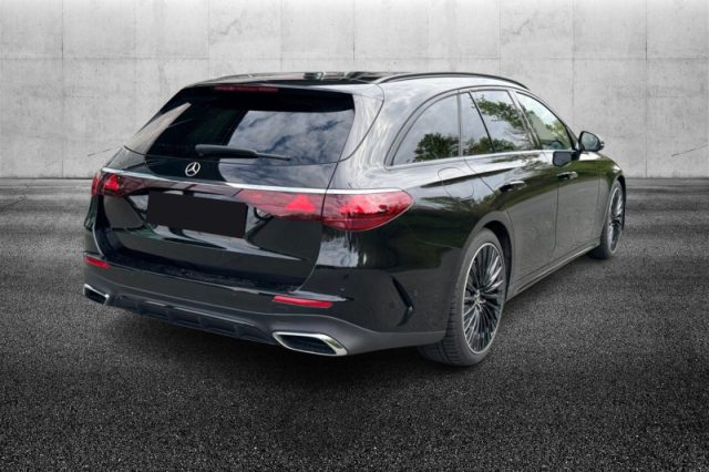 Mercedes-Benz E 450 d Mild hybrid 4Matic S.W. AMG Line Advanced Plus - foto 3 di 4