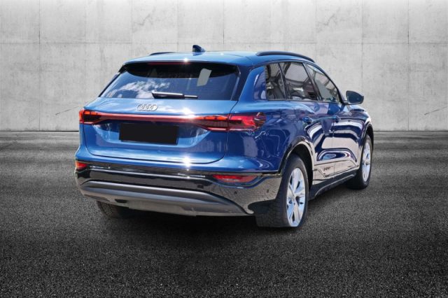 Audi Q6 e-tron Business Advanced - foto 3 di 4
