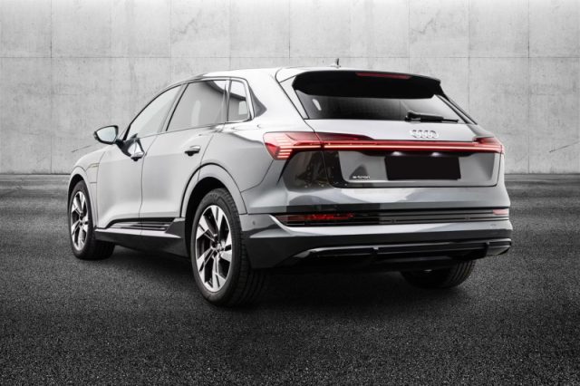 Audi e-tron 50 quattro S line edition - foto 4 di 4