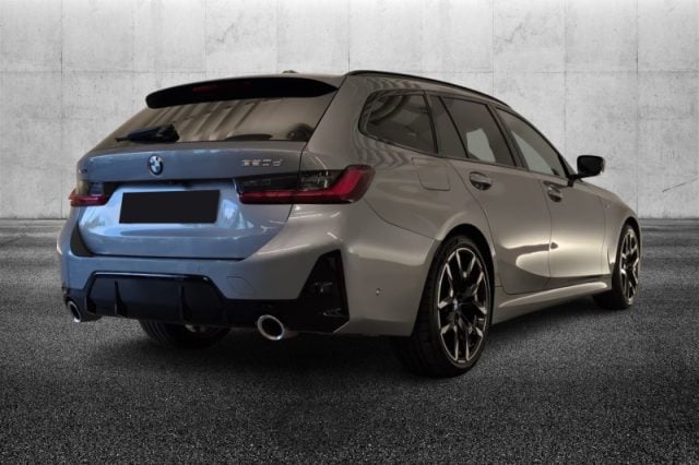 BMW 320 d 48V xDrive Touring Msport - foto 2 di 4