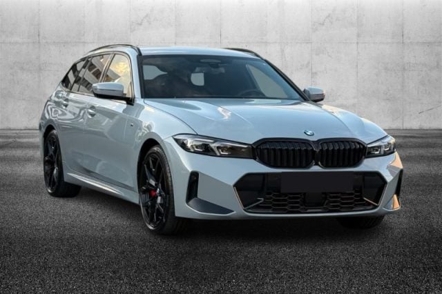 BMW 320 d 48V xDrive Touring Msport Pro - foto 2 di 4