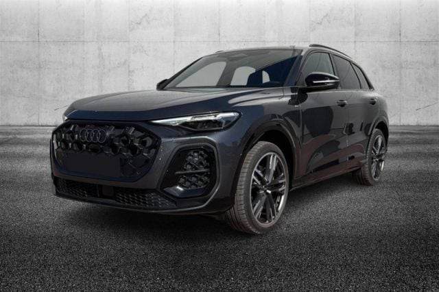 Audi Q5 TDI 150 kW mHEV+ S tronic quattro S line edition semestrale a PIEVE DI CENTO