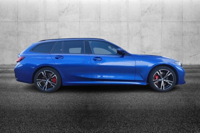 BMW 320 d 48V xDrive Touring Msport Pro - foto 3 di 4