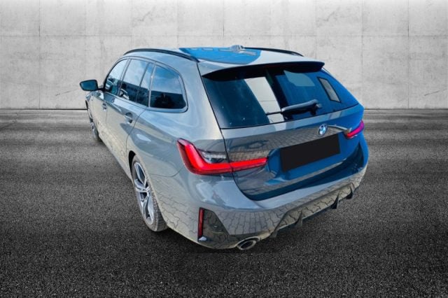 BMW 320 d 48V Touring Msport - foto 4 di 4