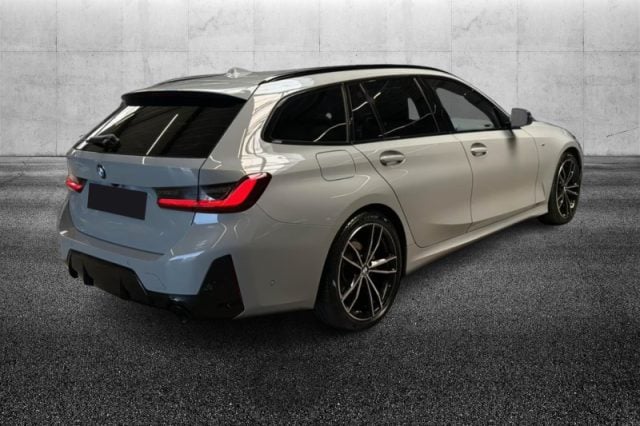 BMW 320 d 48V xDrive Touring Msport - foto 3 di 4
