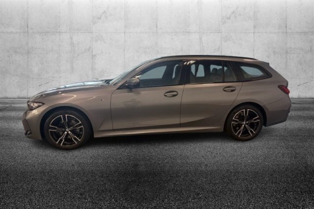 BMW 320 d 48V Touring Msport - foto 3 di 4