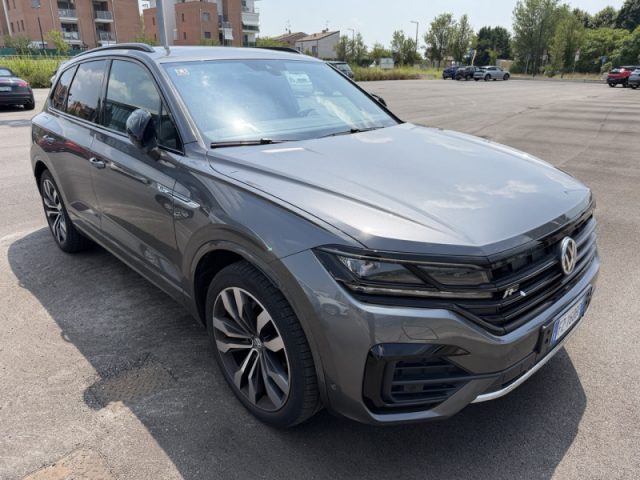 Volkswagen Touareg 3.0 V6 TDI SCR Style usato a PIEVE DI CENTO