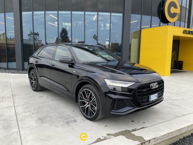 Audi Q8 50 TDI 286 CV quattro tiptronic Sport - foto 2 di 4