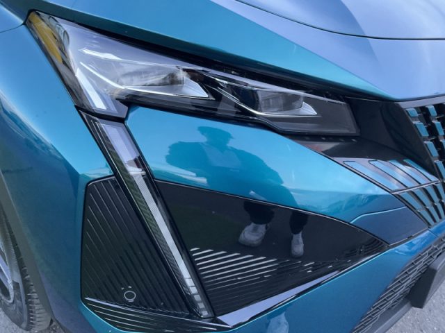 Peugeot 408 Hybrid 136 e-DCS6 GT - foto 4 di 4