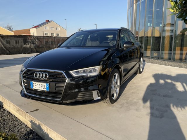 Audi A3 SPB 1.6 TDI Sport - foto 3 di 4