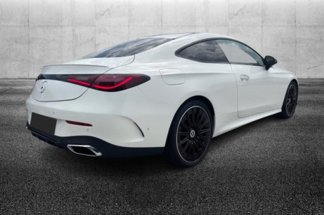 Mercedes-Benz CLE 300 4Matic Coupé AMG Line Premium - foto 4 di 8