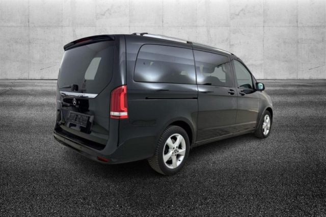 Mercedes-Benz V 250 d Automatic Sport Long - foto 3 di 8