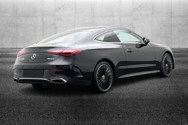 Mercedes-Benz CLE 300 4Matic Coupé AMG Line Premium - foto 2 di 4