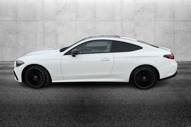 Mercedes-Benz CLE 200 Coupé AMG Line Premium - foto 4 di 4