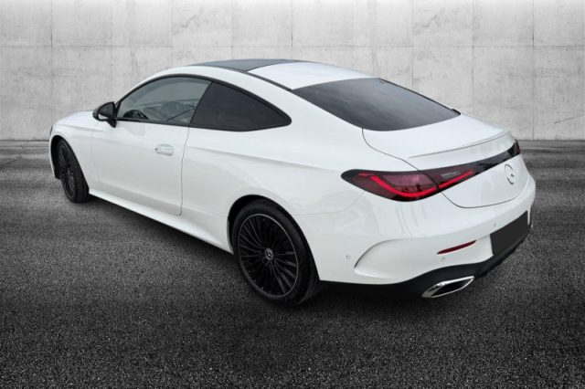 Mercedes-Benz CLE 200 Coupé AMG Line Premium - foto 3 di 4