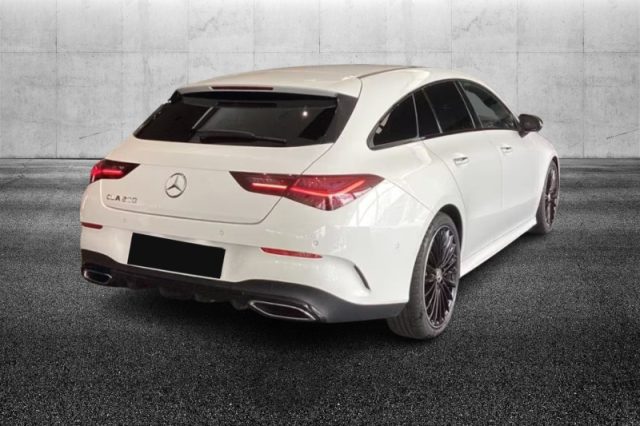 Mercedes-Benz CLA 200 Automatic Shooting Brake AMG Line Advanced Plus - foto 3 di 5